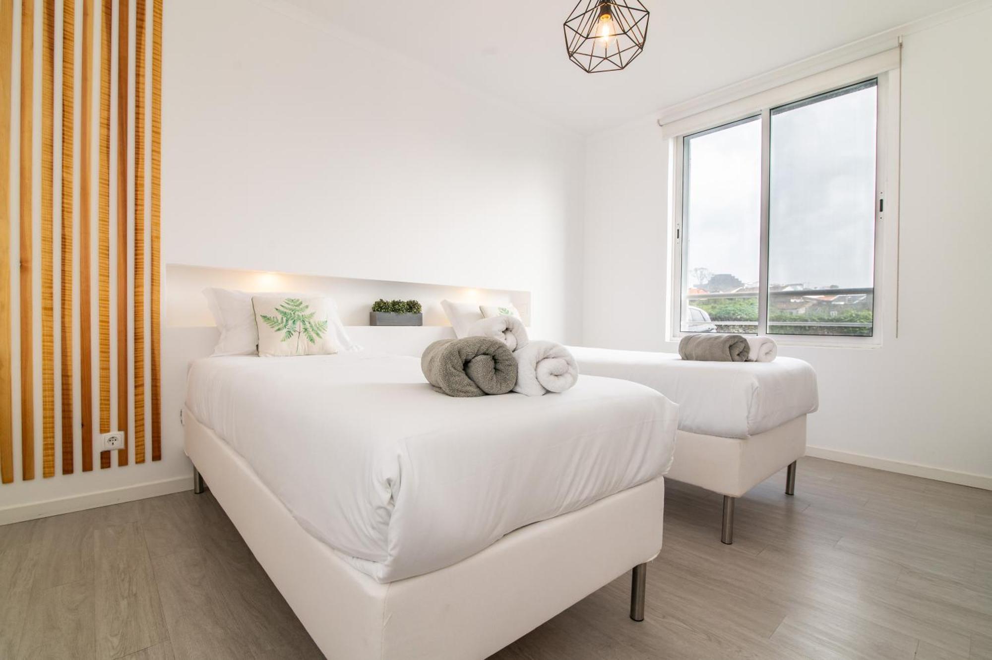 P&H Holiday Beach Apt Ponta Delgada Exterior foto